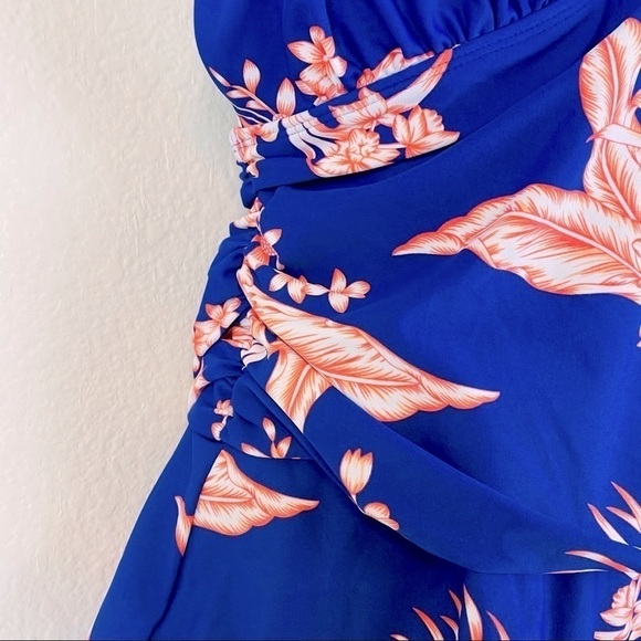 You Di An V Neck One Piece Floral Swim Suit Size 2X - Picture 5 of 8